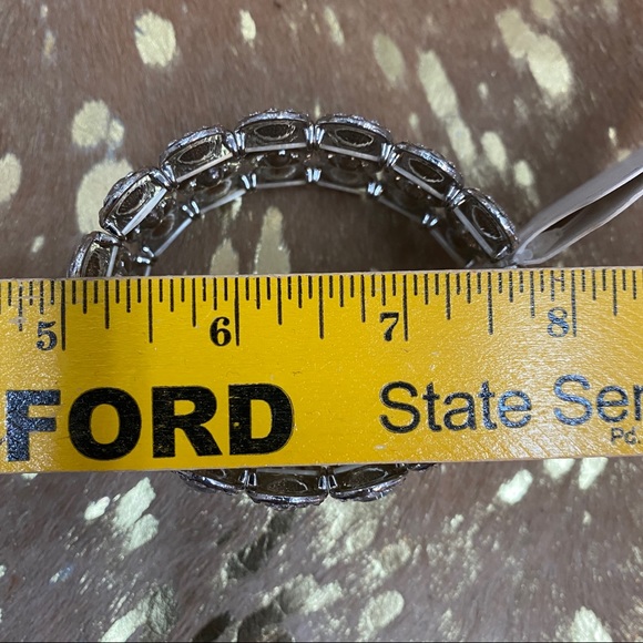 RHINESTONE Stretch Bracelet - Picture 8 of 8